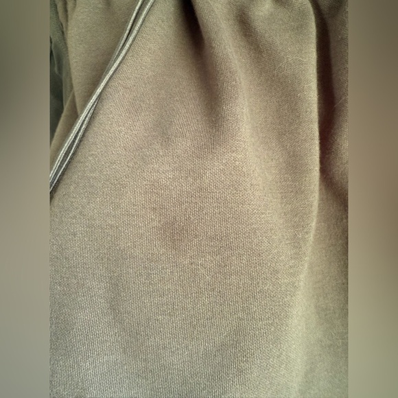 Athleta Triumph Hybrid Sweatshirt - Picture 7 of 8